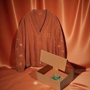TAYLOR SWIFT THE LIFE OF A SHOWGIRL CARDIGAN BOX SET YS/YM READY TO SHIP!🎵🎵🎵